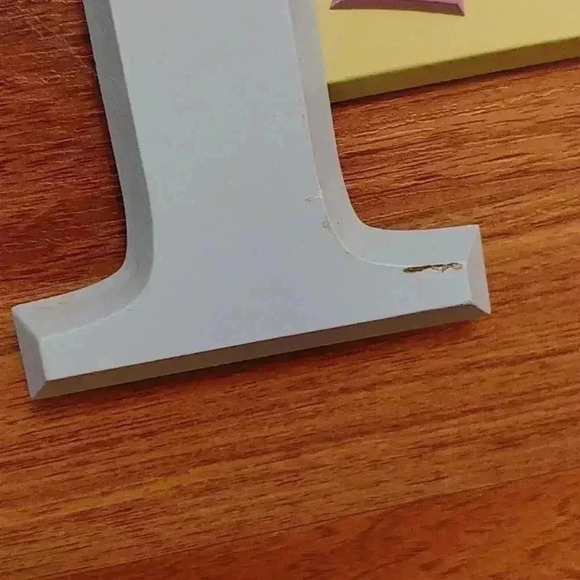 "Madison" Wooden  Decor - Picture 4 of 5